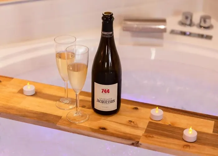 公寓 Love Jacuzzi 蒙泰夫兰