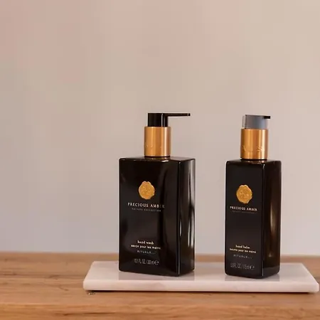 Love Jacuzzi Apartman Montévrain